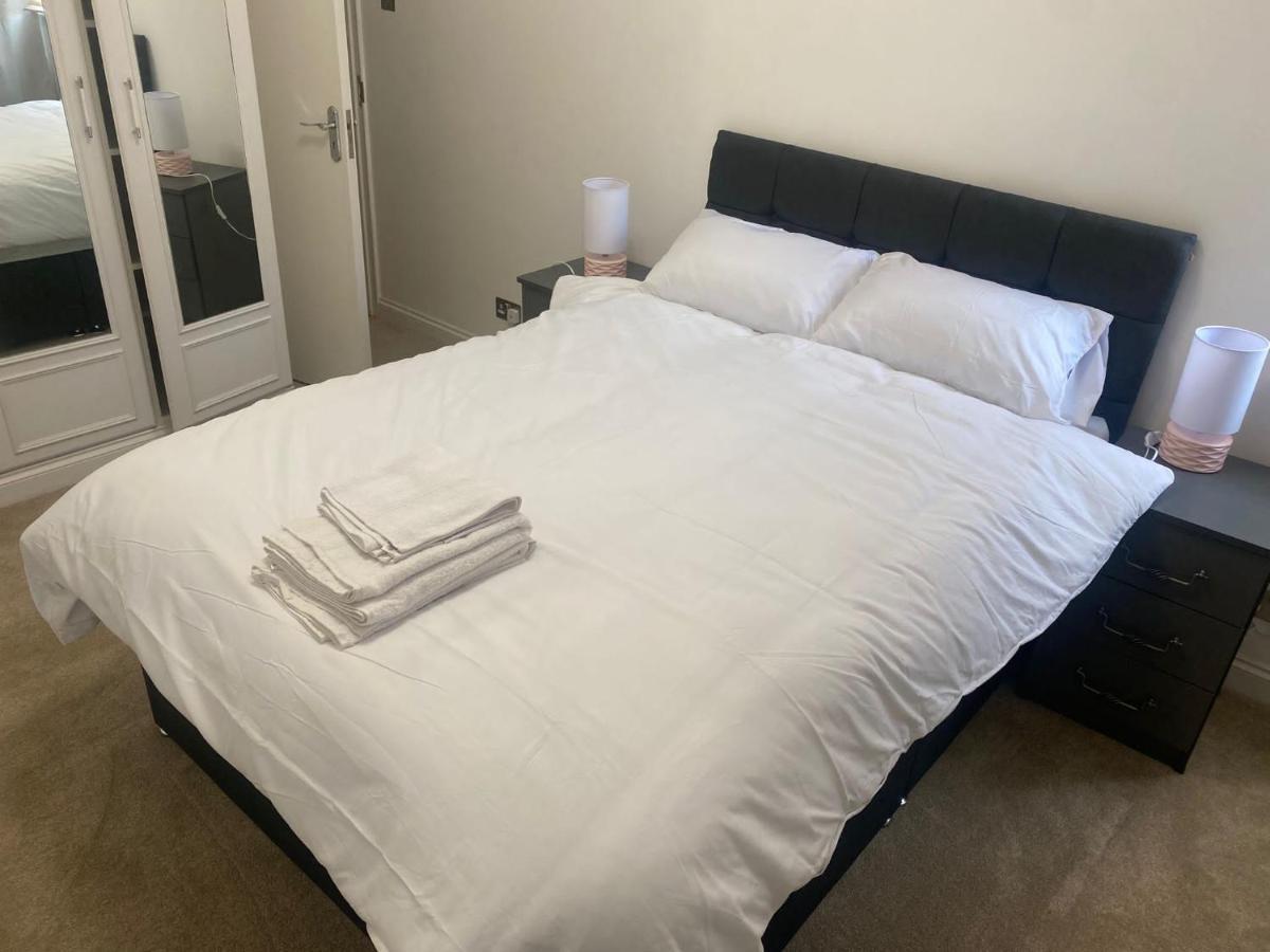 Cozy Two Bedroom Flat In The Heart Of Лондон Экстерьер фото